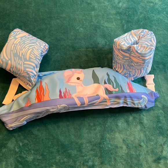 🤩Clearance 📣 Unicorn Girls swim vest - Picture 1 of 3